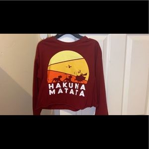 Hakuna Matata long sleeve crop top!!